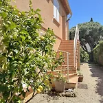Sm075-034 Maxime Semaphore De T4 Avec Piscine Terrasse Appartement *